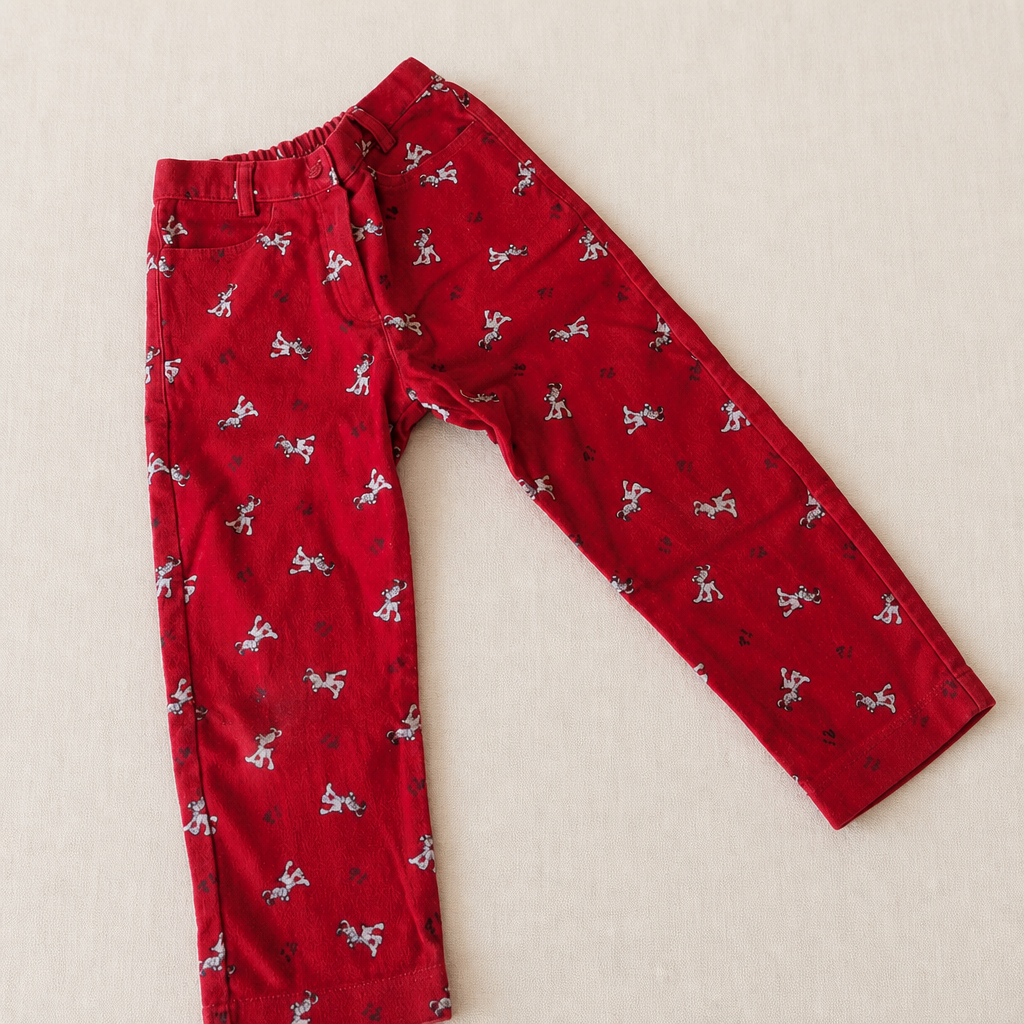 Pantalón vintage rojo con Idéfix all-over