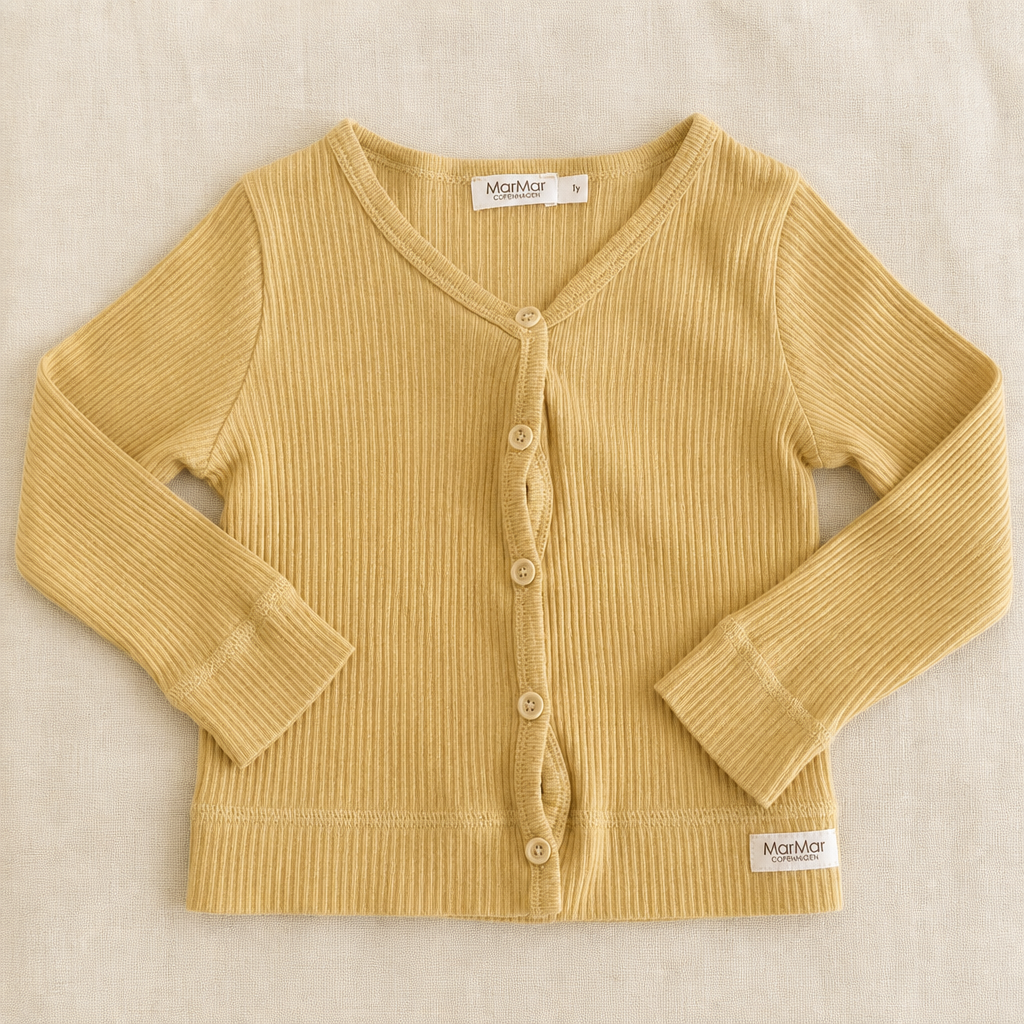 Camiseta MarMar canalé amarillo mostaza con botones