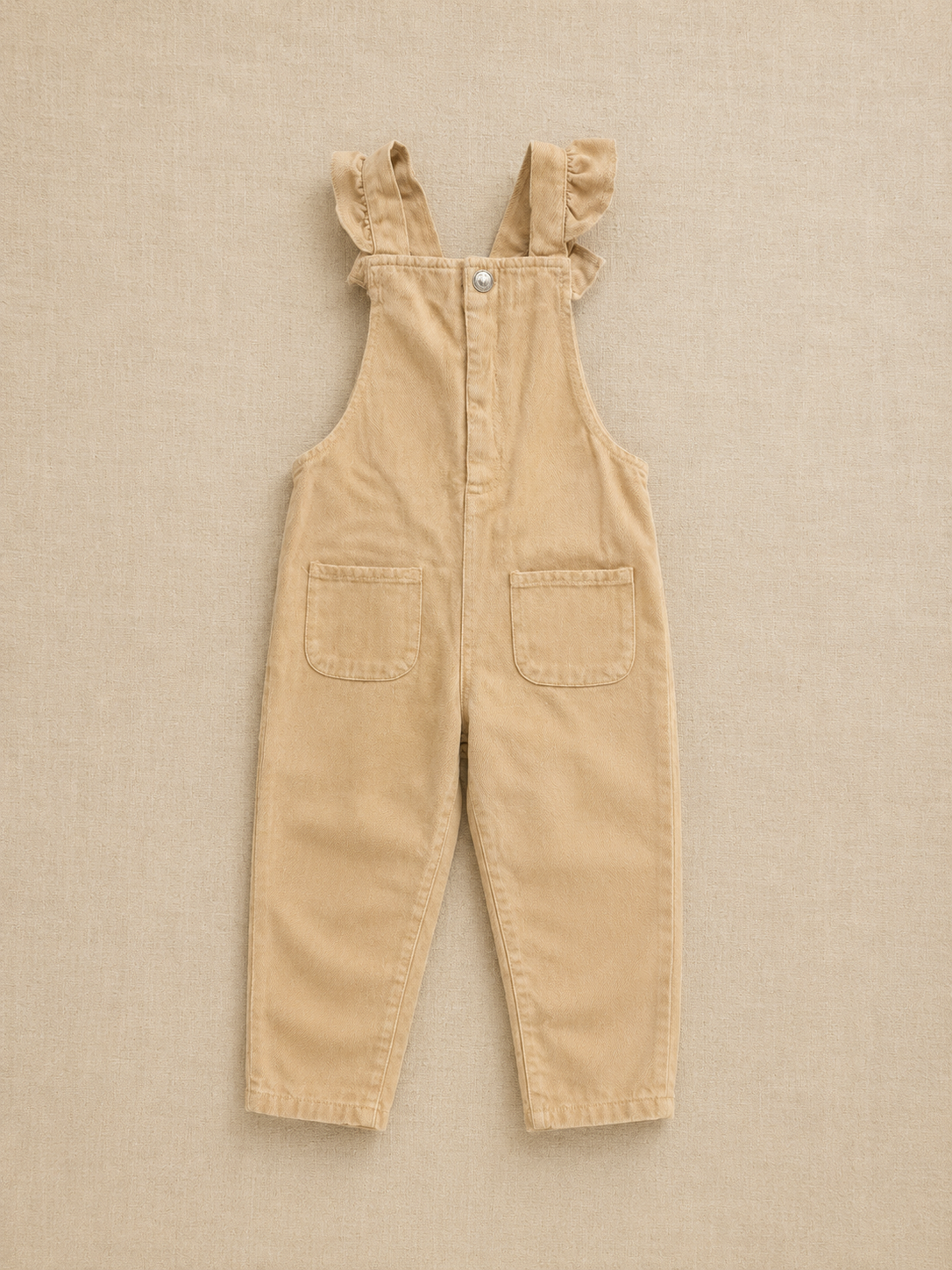 Peto camel con volantes y bolsillos de mango kids