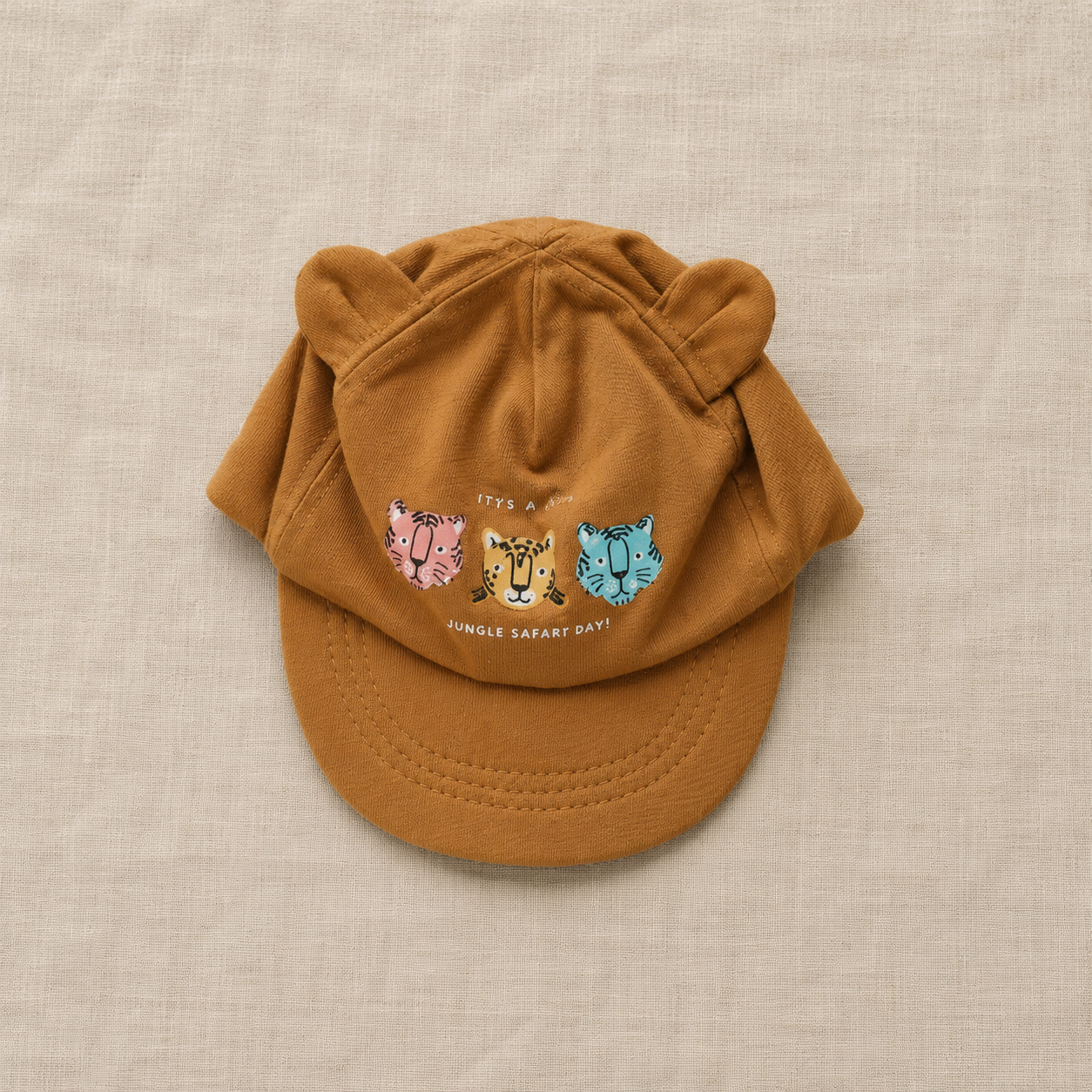 Gorra bebé con orejitas y estampado de animales