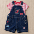 Conjunto Lee Cooper: peto denim + camiseta de rayas roja