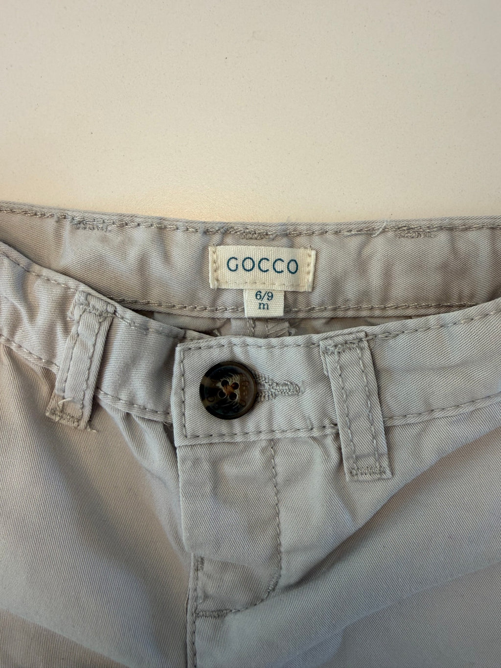 Pantalón corto beige