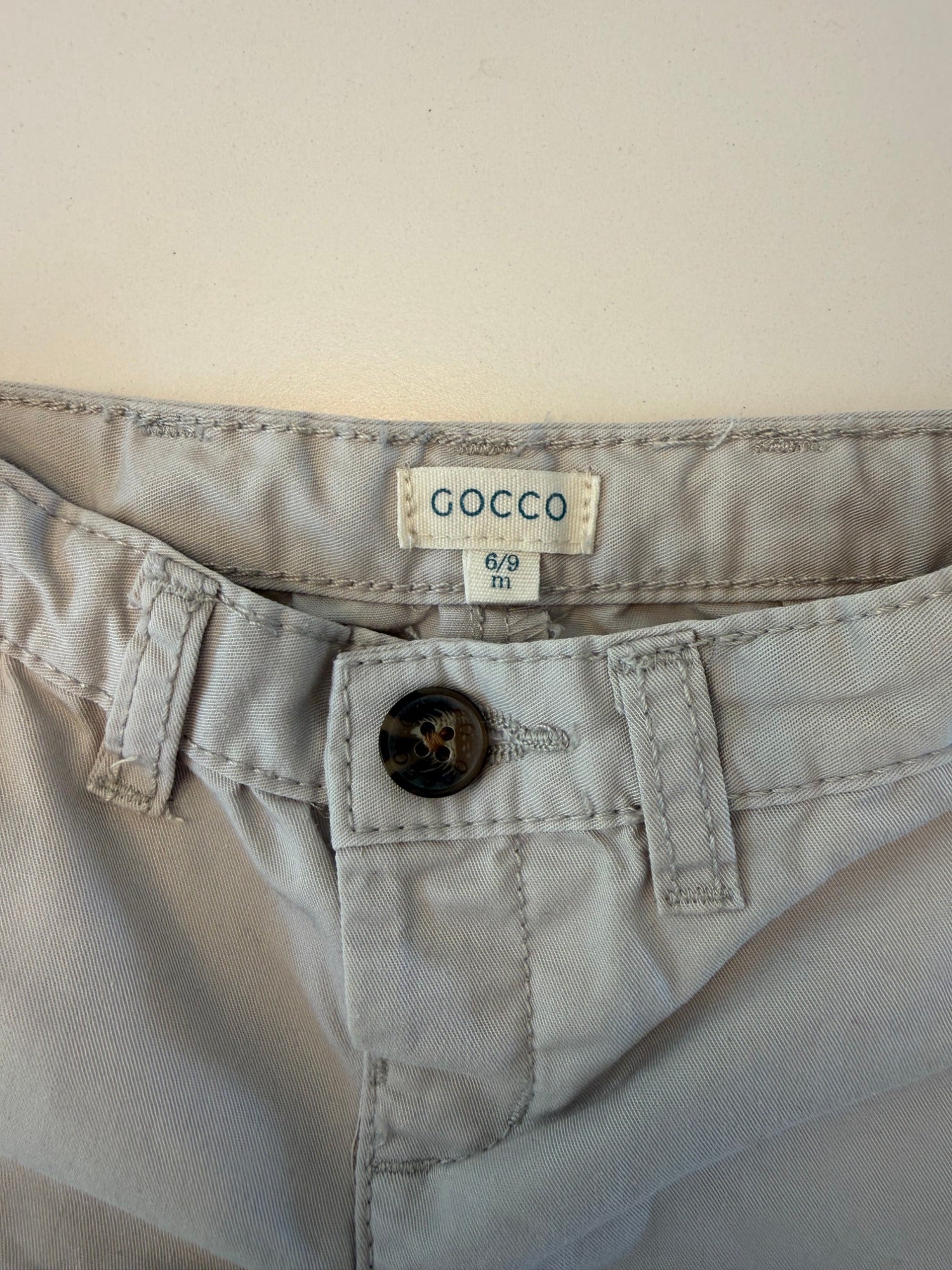 Pantalón corto beige