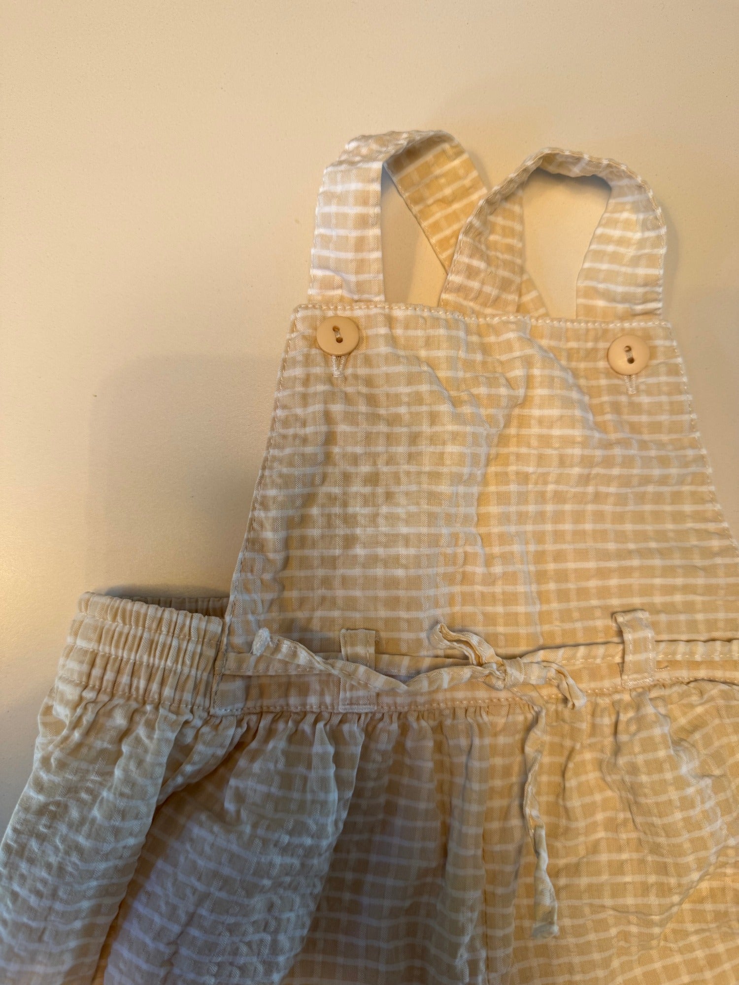 Pelele peto vichy beige